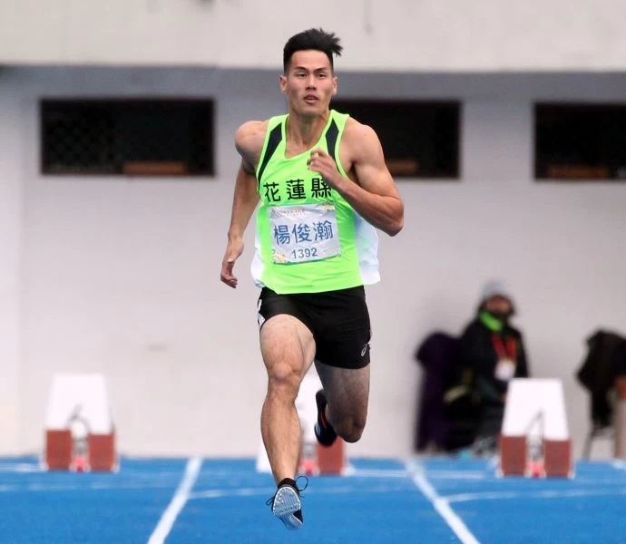 楊俊瀚百公尺10.33三連霸。林嘉欣/攝影。