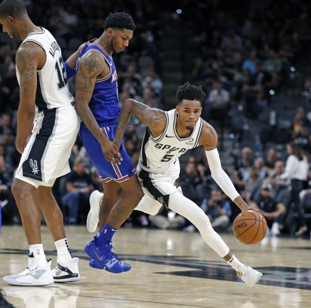 馬刺備受期待的控衛莫瑞(Dejounte Murray)前兩戰分有18、19分。法新社