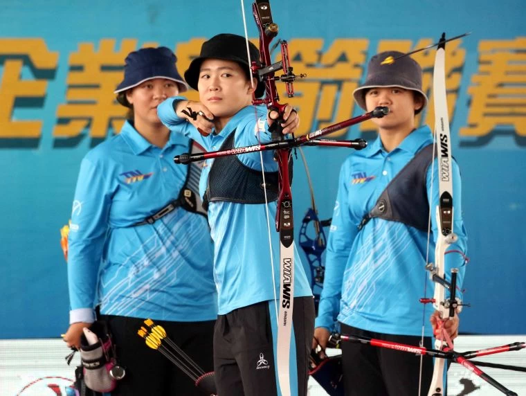 台南隊女團5:1勝凱撒。企業射箭聯盟/提供。