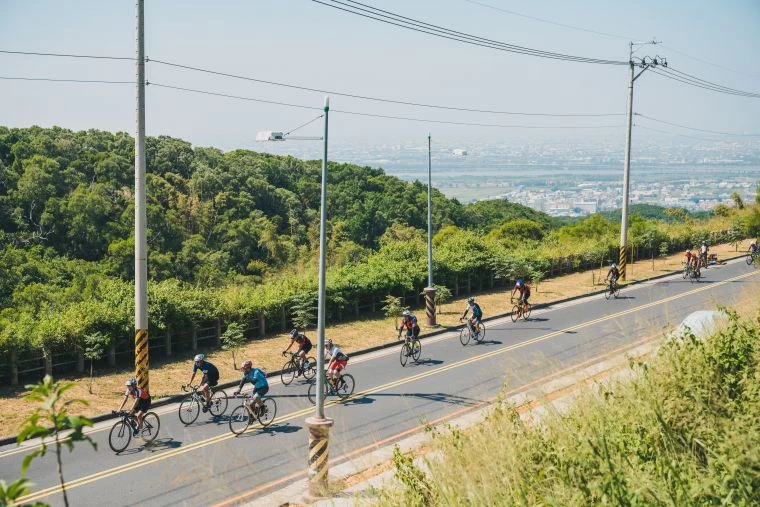 挑戰魔王坡:藍色公路。大會提供