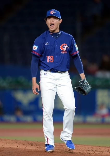 張奕。李天助攝