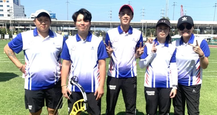 中華隊以2074分在亞錦賽女子複合弓團體賽排名第二。劉亭君／提供。，