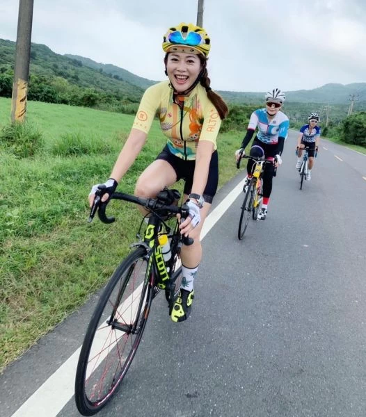 2019康健人壽騎走日-12月7日單車陽光甜心魏華萱率領大家運動去。大會提供