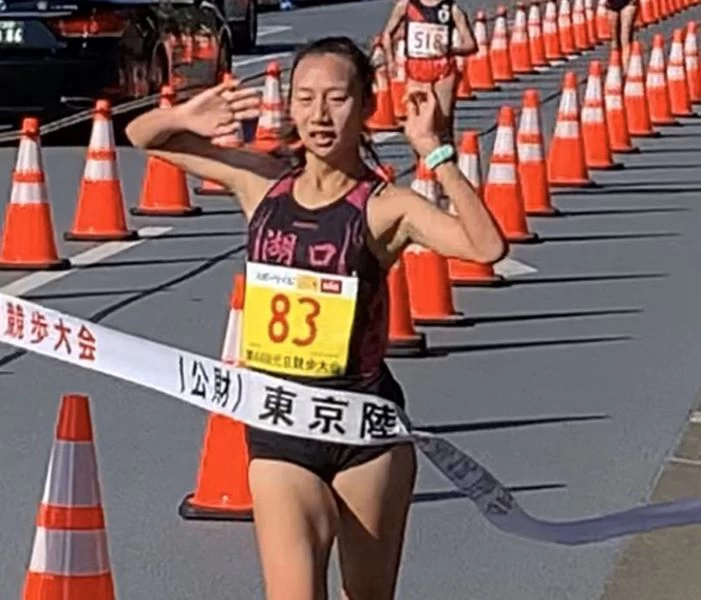 東京元旦競走大賽湖口高中江佳柔以23分04秒首度在高女5公里組奪金。孫繼宏/提供。