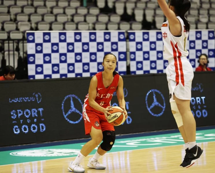 永仁高一菜鳥邱群琋三分球14投中6初入HBL單場最多拿18分。大會提供
