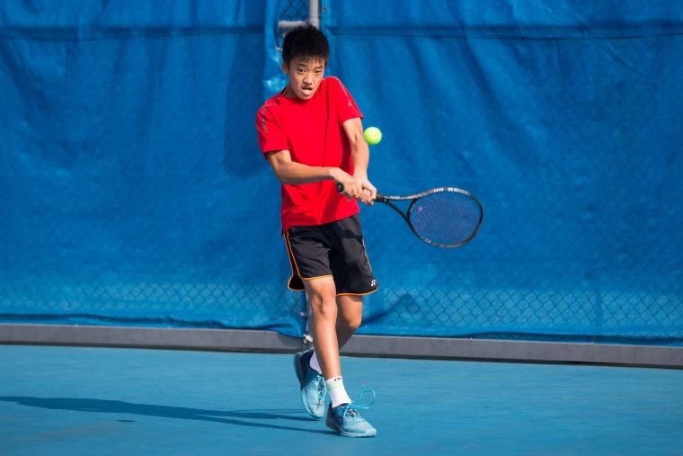 16歲男單鄭騏皓自會外賽出發,挺進會內賽第二輪。海碩整合行銷提供