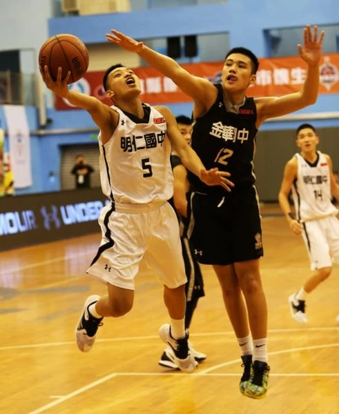 明仁林聖杰4記三分彈狂飆38分、11籃板、9助攻「準大三元」。大會提供