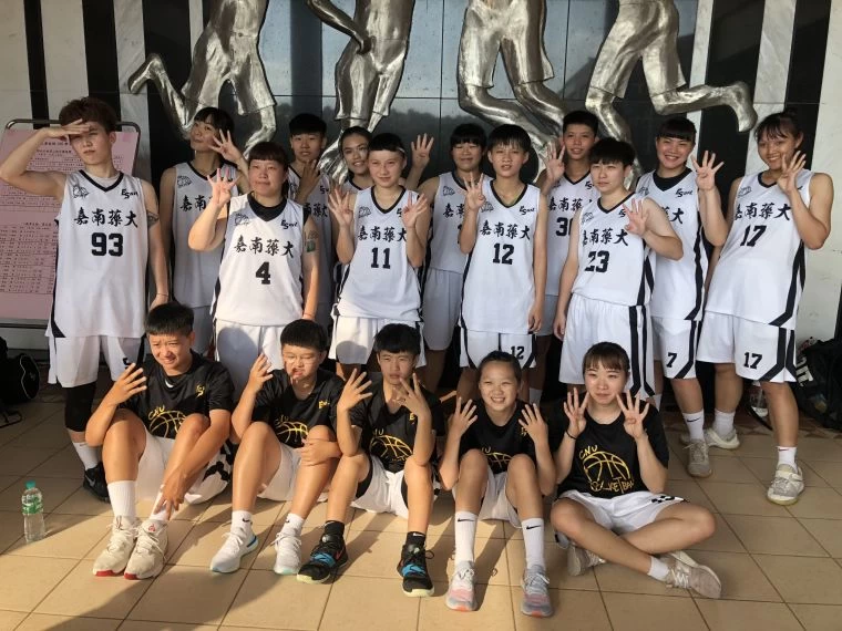 嘉南藥理大學4連勝拿第一連6季晉全國八強決賽。大會提供