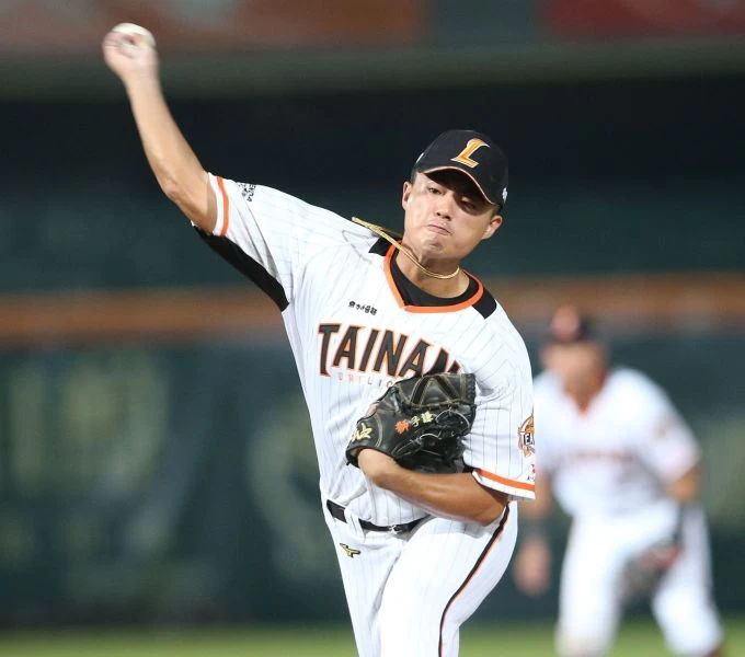 統一施子謙,本季先發6場,球隊3勝3負。資料照片