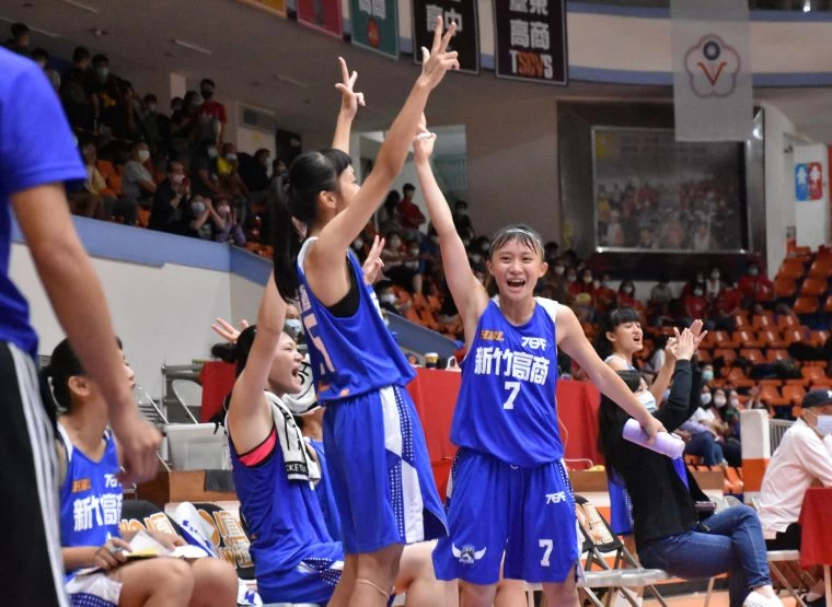 竹商精靈小控衛宋梓琳主導拉出9連勝紅盤。大會提供