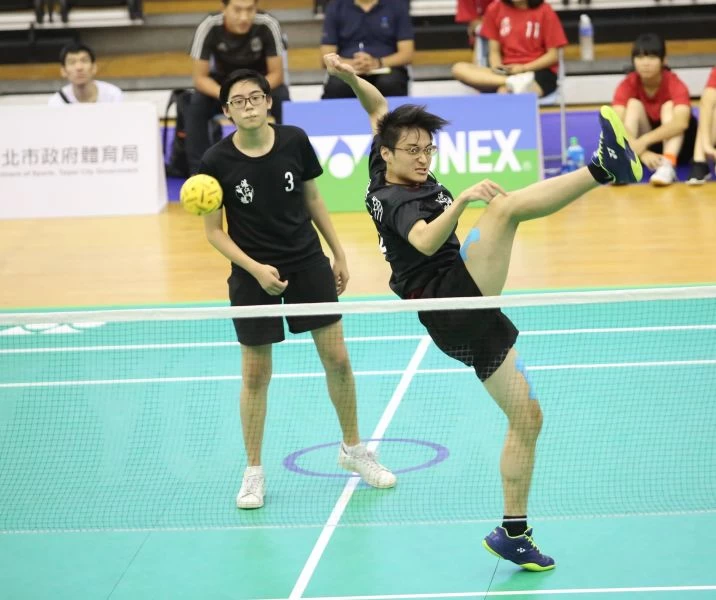 守滬江山陳禹翔(右)、趙林嘉升甲組。大會提供