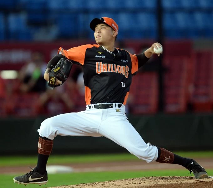 統一江辰晏,本季先發8場,球隊4勝4負。資料照片