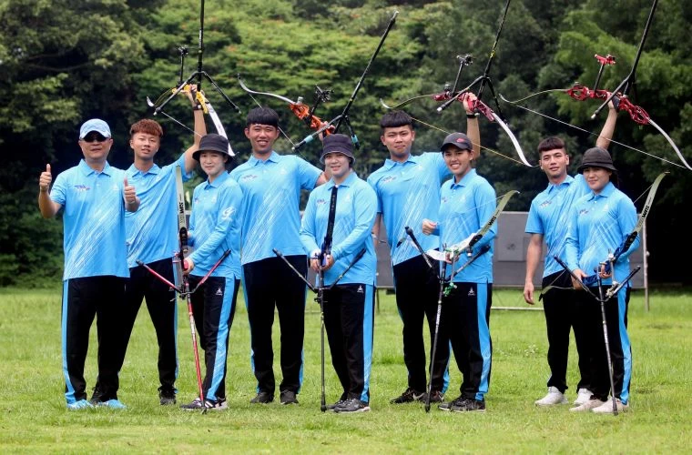 台南射箭隊5:0完勝寒舍,拿下隊史及企箭二年第一場完勝紀錄。中華企業射箭聯盟/提供。