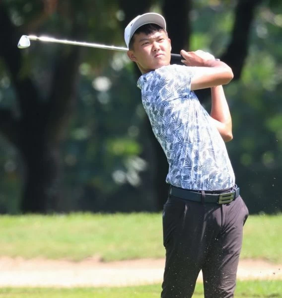 第三回合沈威成74桿三天成績以(-5)暫並列第三。鍾豐榮攝影
