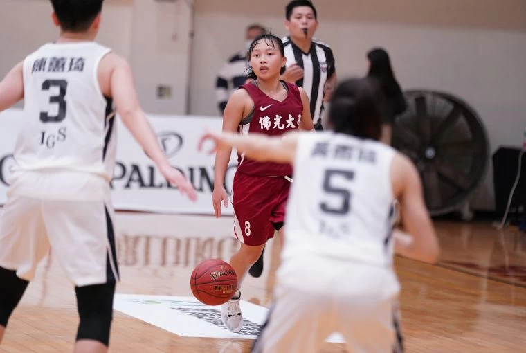 佛光大學驚險擊敗台科拿第五勝。大會提供