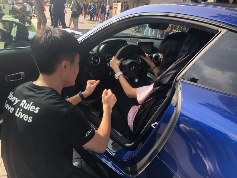 中華車會前進校園,宣導道安知識。大會提供