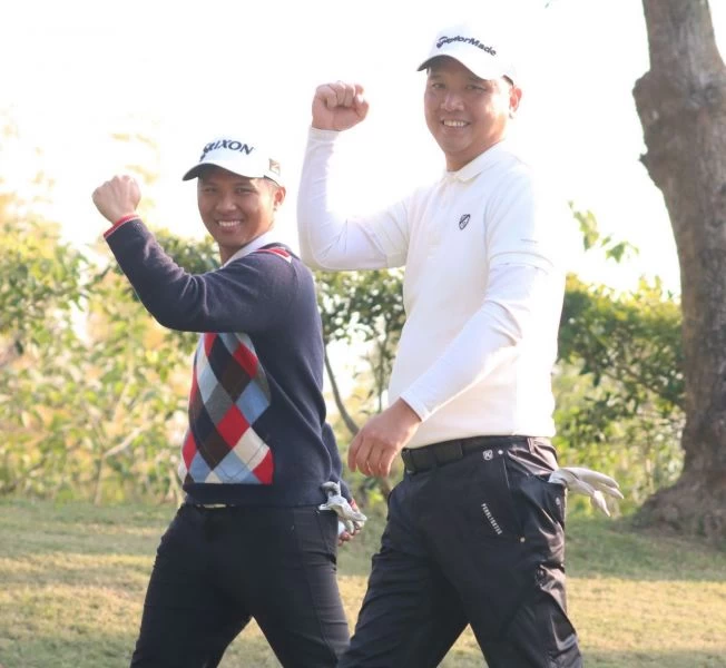 呂偉智（右）和林永龍在四人兩球拿下一勝。鍾豐榮攝影