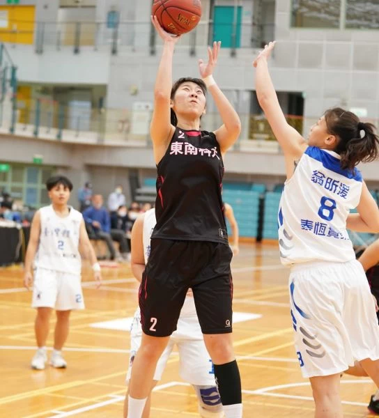 東南張文瀞14分7籃板。大會提供