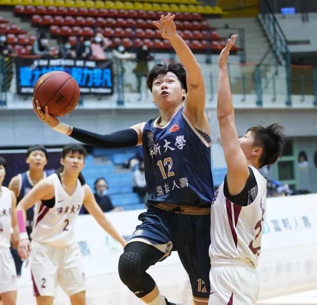 世新林蝶15分9籃板。大會提供