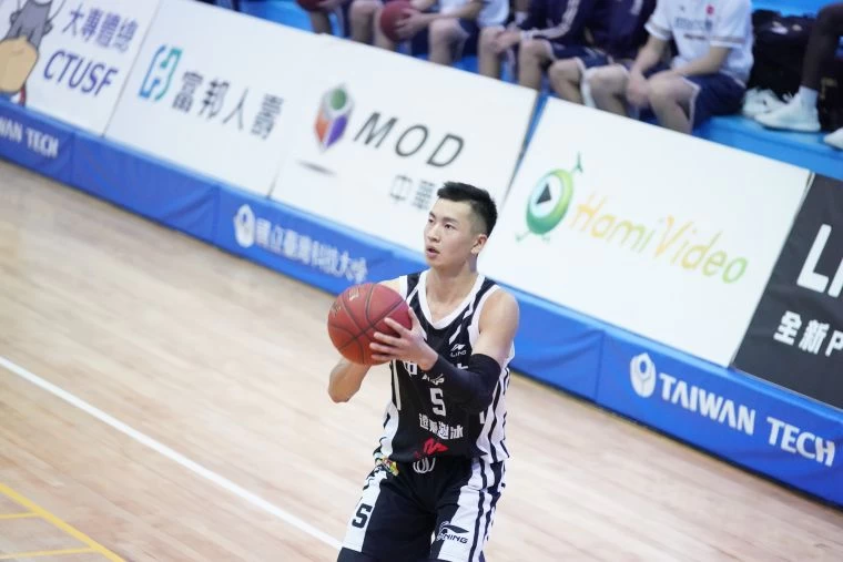 中州沙鹿最後3.3秒的致勝三分球。大會提供