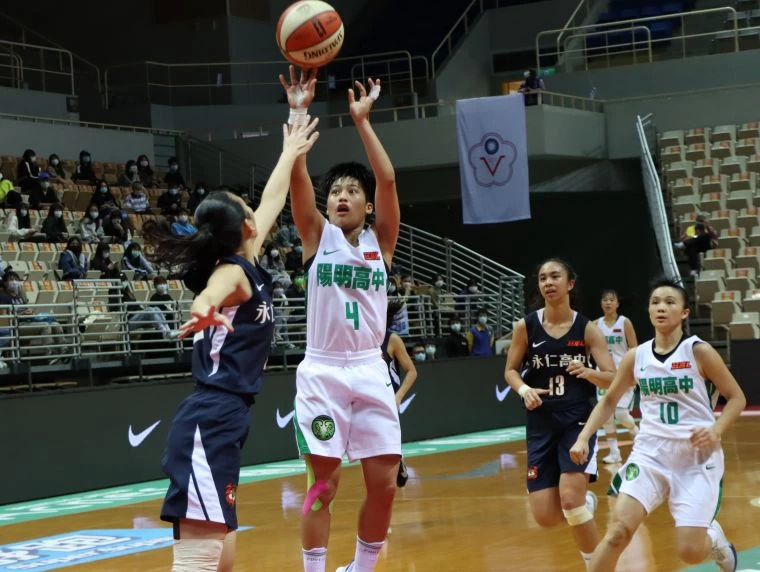 陽明155公分後衛江子柔三分球9投中4飆生涯新高25分。大會提供