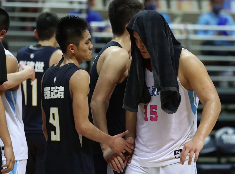 能仁史魯齊。李天助攝