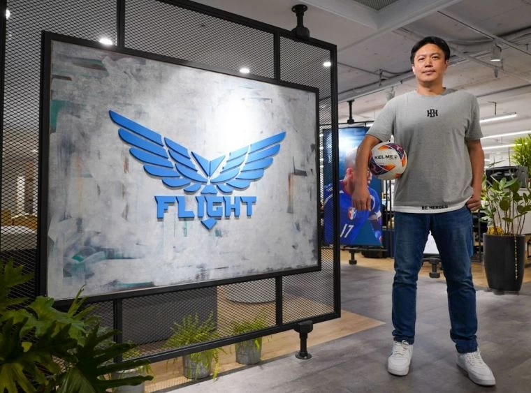 展逸國際企業將投入企業甲級足球聯賽,董事長張憲銘相當期待。展逸國際提供