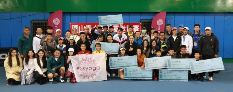 所有選手、家長與工作人員大合照。圓網1416公益信託基金 提供