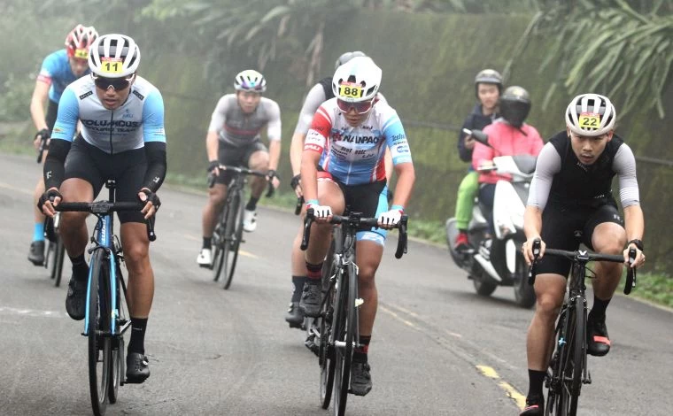 2021 扶輪盃陽明山自行車登山王挑戰,中華民國自行車騎士協會/提供。