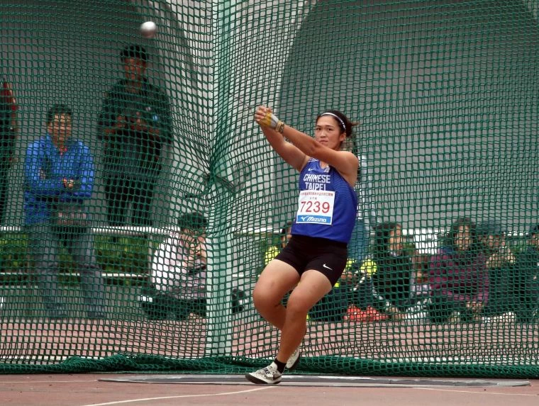 奧運培訓隊余雅倩以創最佳的61.28破大會,只差女子鏈球全國紀錄26公分。林嘉欣/攝影。