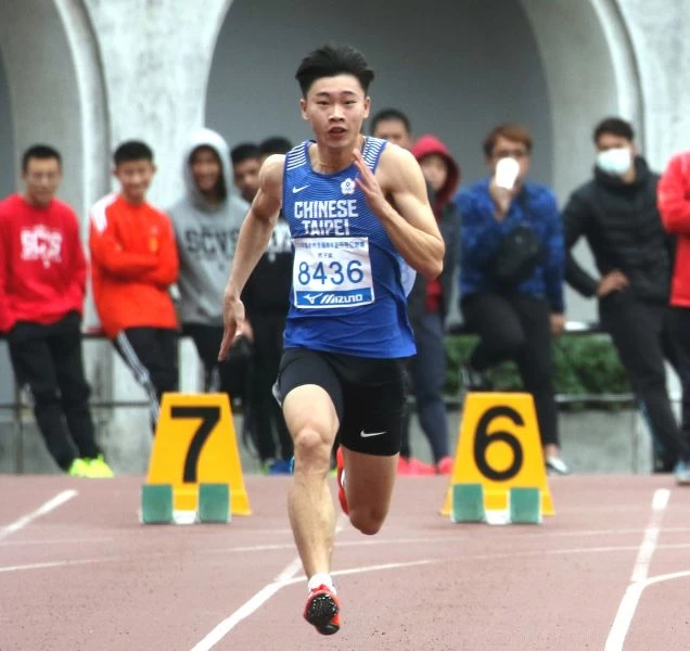 跳遠好手文華佑10.50第二。林嘉欣／攝影。