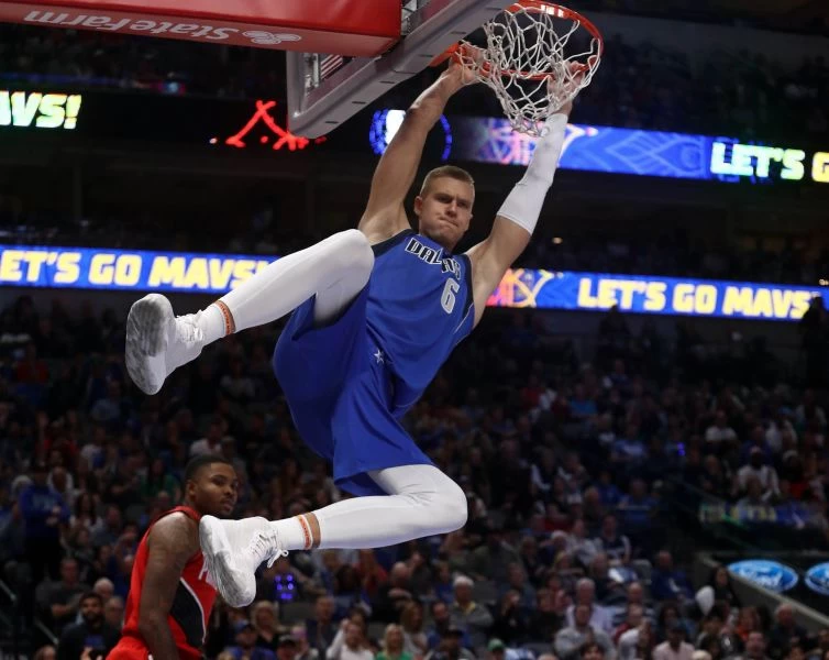 獨行俠二當家波爾辛吉斯(Kristaps Porzingis)二月份場均22分、8籃板,投籃命中率5成。法新社