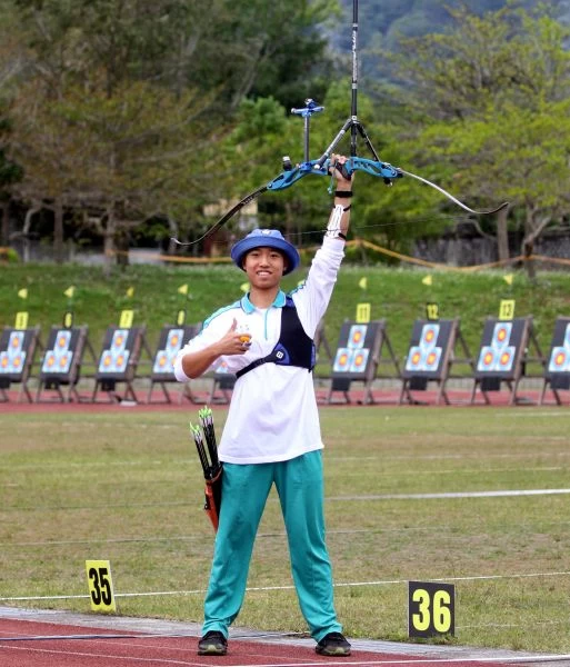 玉里高中林谷諺是中華奧運射箭代表隊總教練林政賢的兒子。林嘉欣/攝影。