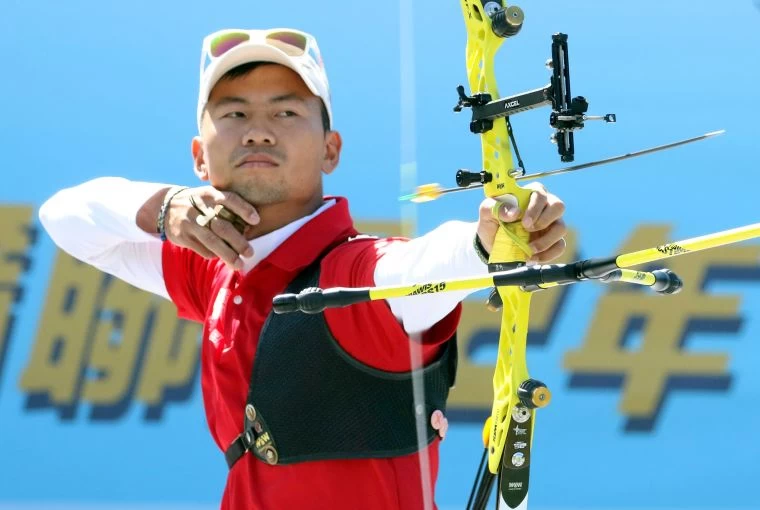 魏均珩是企業射箭聯賽元年箭林之王。720armour運動眼鏡/提供。