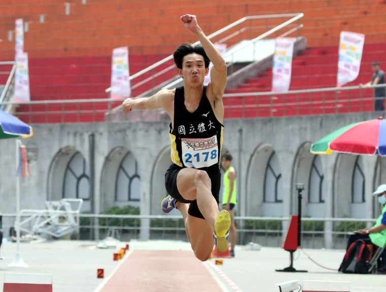 國立體育大學沈郁森15.47第三。林嘉欣/攝影。