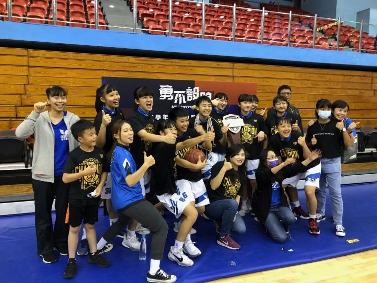 人人MVP,竹商跨季24連勝首支首晉八強就寫二連霸。大會提供
