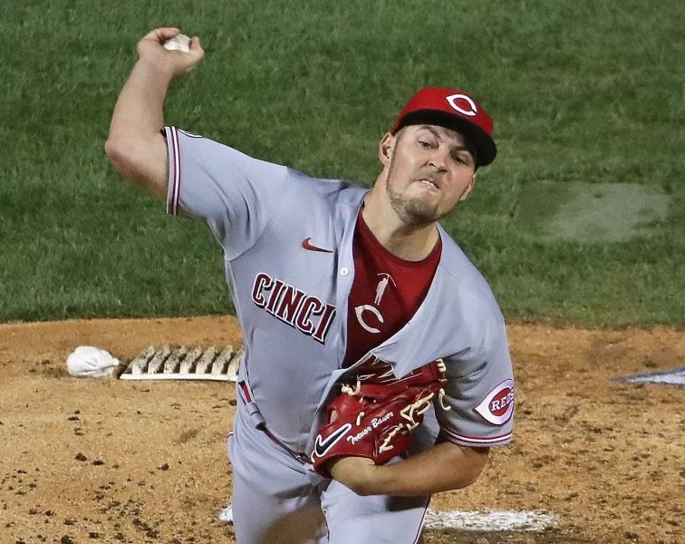 上屆拿下國聯賽揚獎的強投鮑爾(Trevor Bauer)本季到道奇就出現問題。法新社