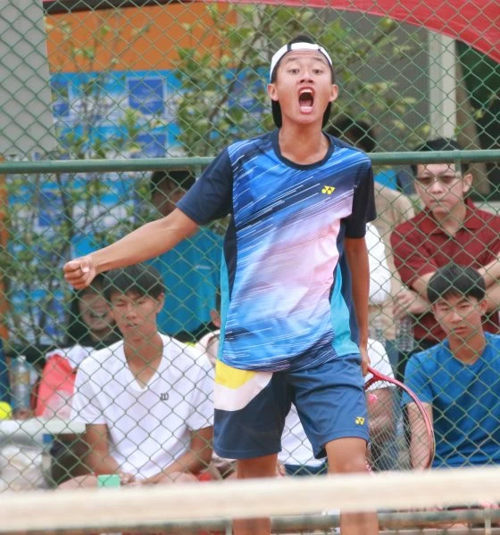 善化張子隸準決賽險勝林南勳後狂吼祝賀。善化家長會提供