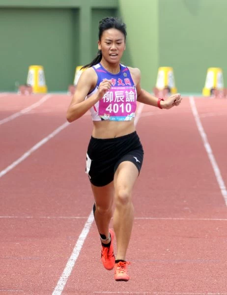 全中運國女400公尺金牌大同高中柳辰諭。林嘉欣／攝影。