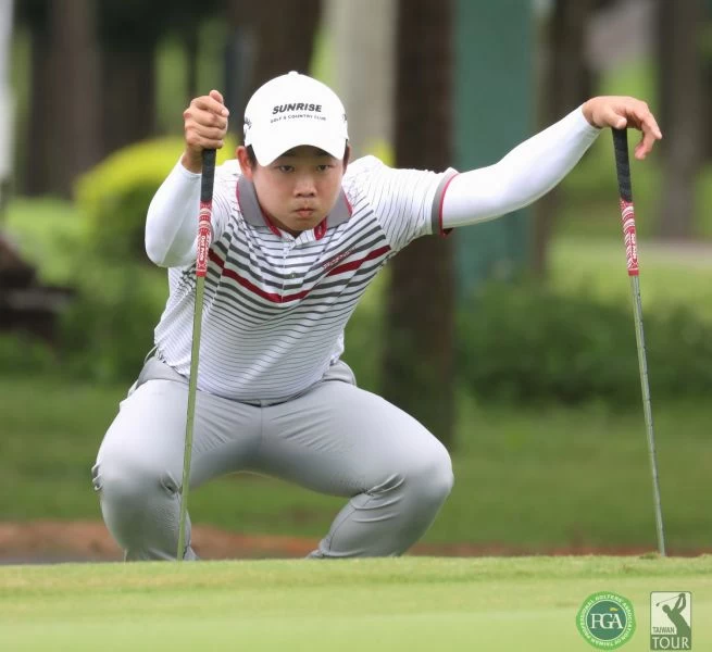 第三回合李玠柏三天成績以(-7)暫列第一。鍾豐榮攝影