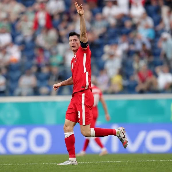 歐洲金靴萊萬多夫斯基(Robert Lewandowski )遺憾出局。摘自官方推特