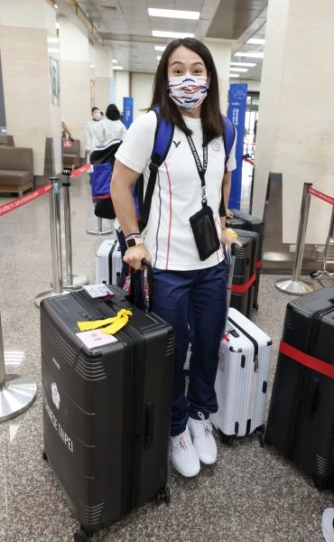 舉重郭婞淳。李天助攝