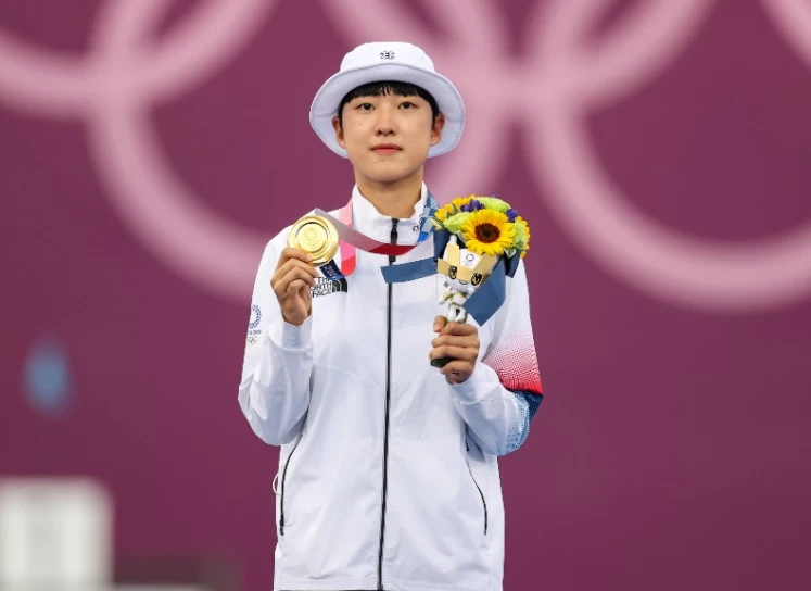 安山成南韓首位單屆3金得主,但卻因短髮而被網民圍剿。摘自東奧官力維特