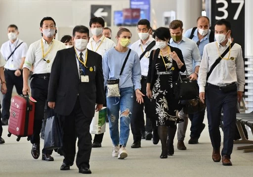 齊瑪諾絲卡亞周三已經在保護下離開東京。法新社