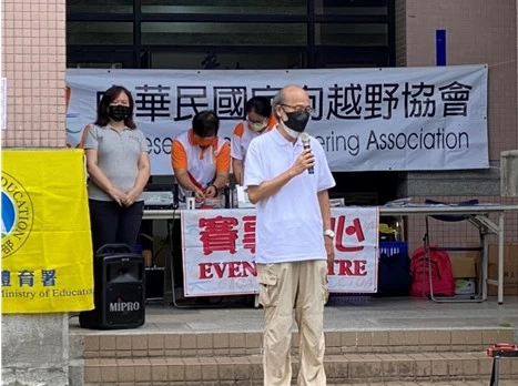 華梵大學校長林從一博士致開幕詞。定向越野協會提供