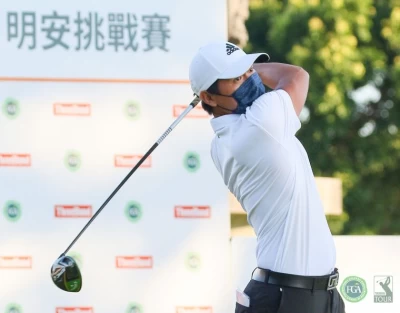 李士鴻獲得首回合第9洞第2桿最近洞獎。葉勇宏攝