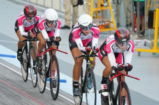 台中自由車隊陣中有兩名媽媽車手照樣奪金。游智勝攝