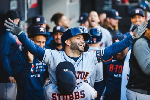 太空人當家二壘「阿土伯」奧圖維(Jose Altuve)。摘自太空人推特