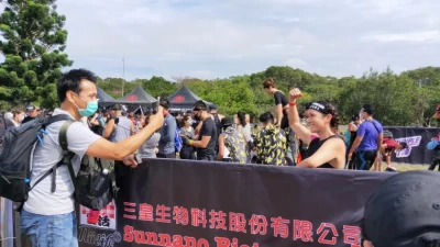 李詠嫻參賽,丈夫艾力克斯溫馨陪跑。大會提供