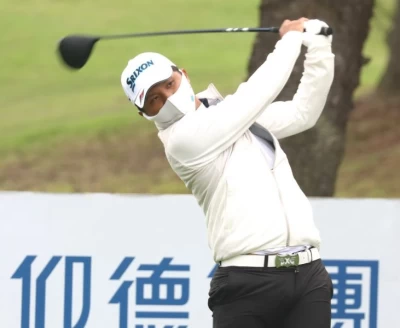 第一回合林永龍69桿(-3)暫列第一。鍾豐榮攝影
